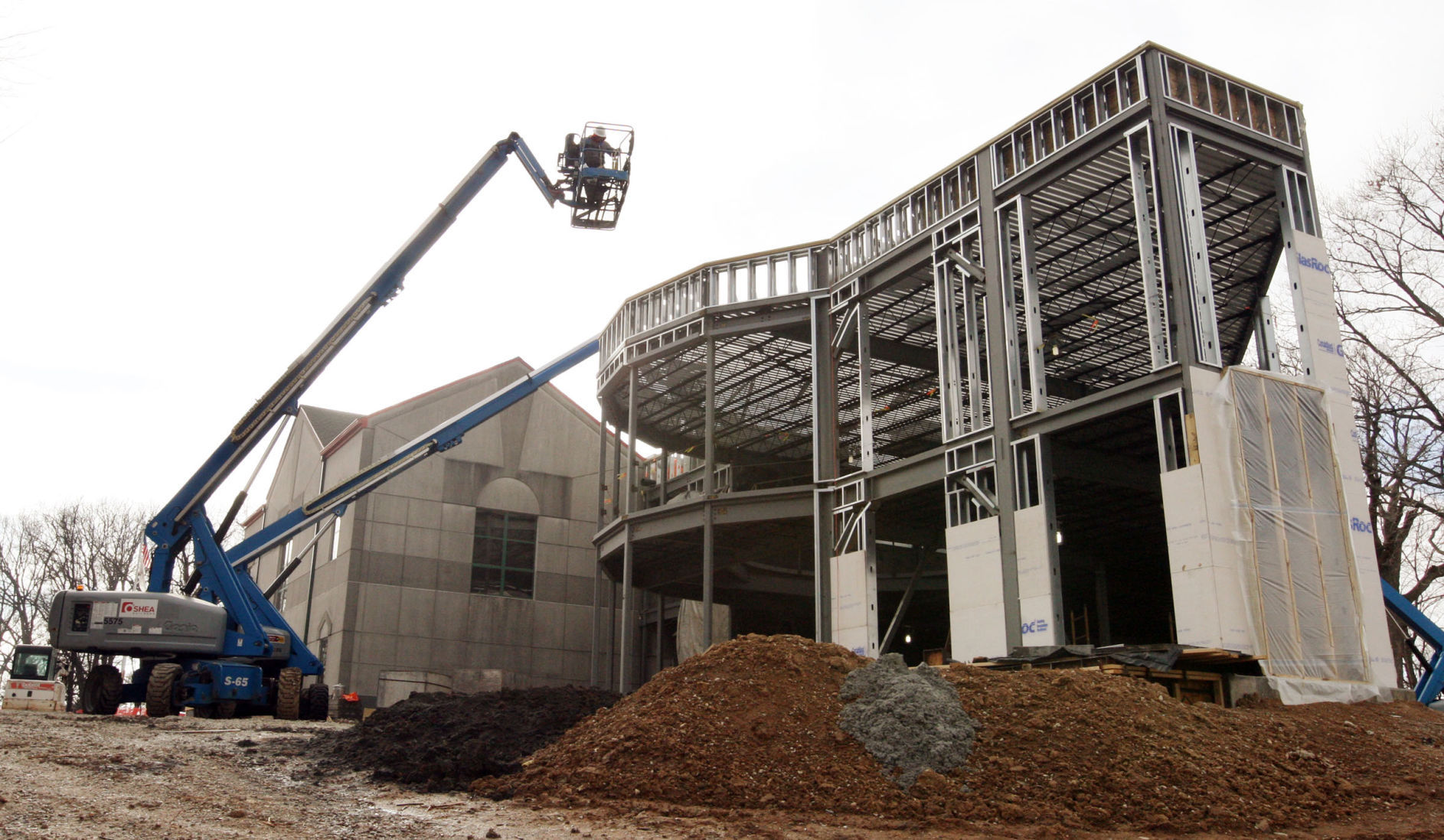 Heroes Hall construction 1 1.24.18.jpg